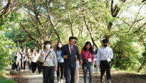 이재호 연수구청장, MZ세대와 백제사신길서 소통행보